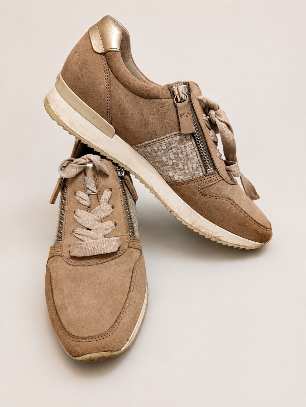 Gabor Women’s Beige Suede Metallic Zip Sneakers UK 5.5 / US 7.5-8